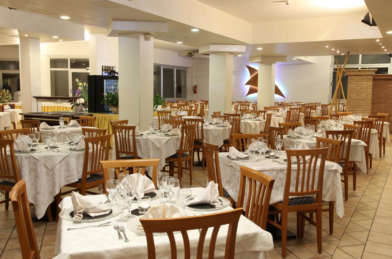 לידו דליי אסטנסי Hotel Plaza מראה חיצוני תמונה